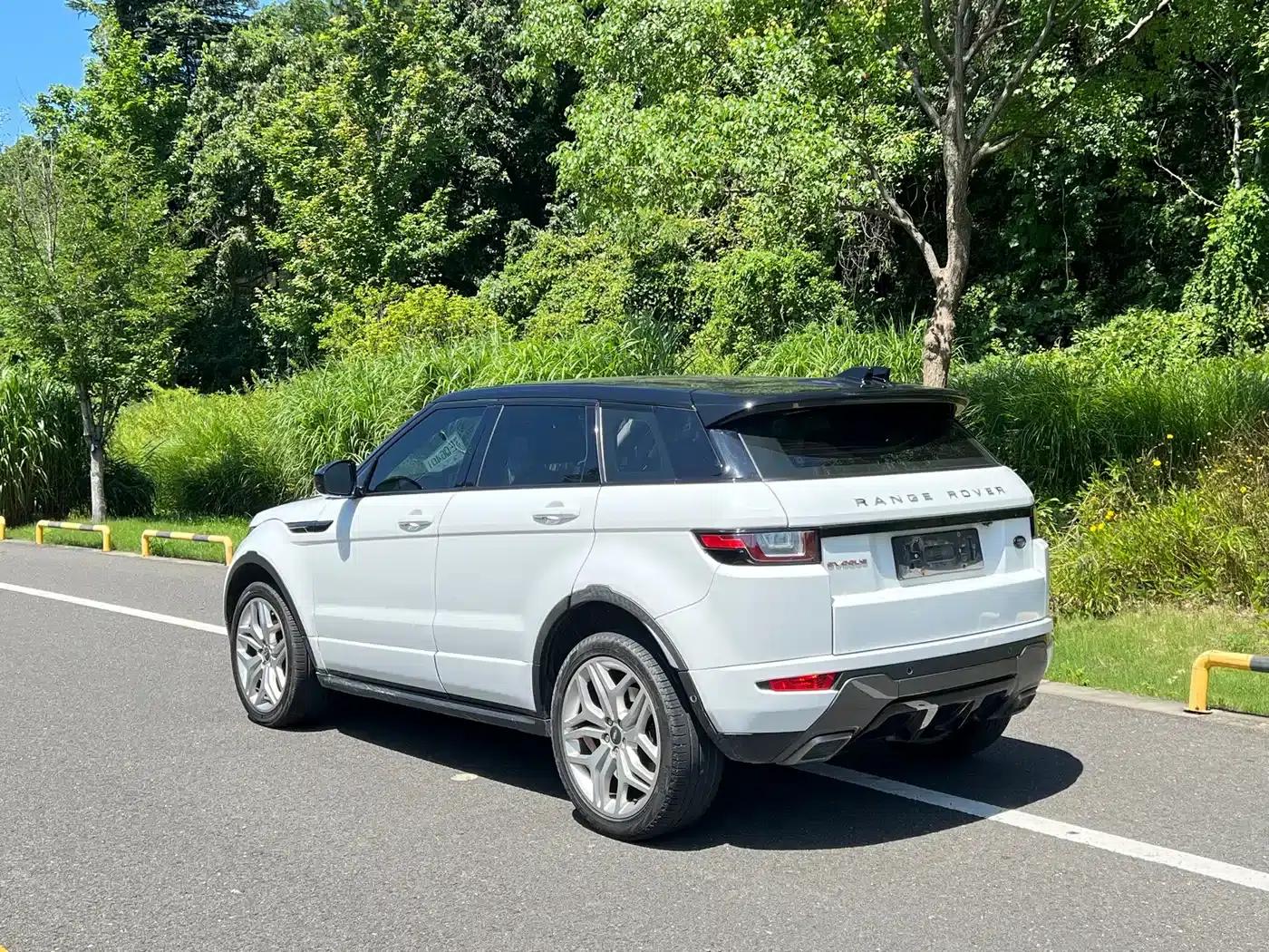 Range Rover Evoque 2018 240PS HSE Dynamic Edition — миниатюра 4