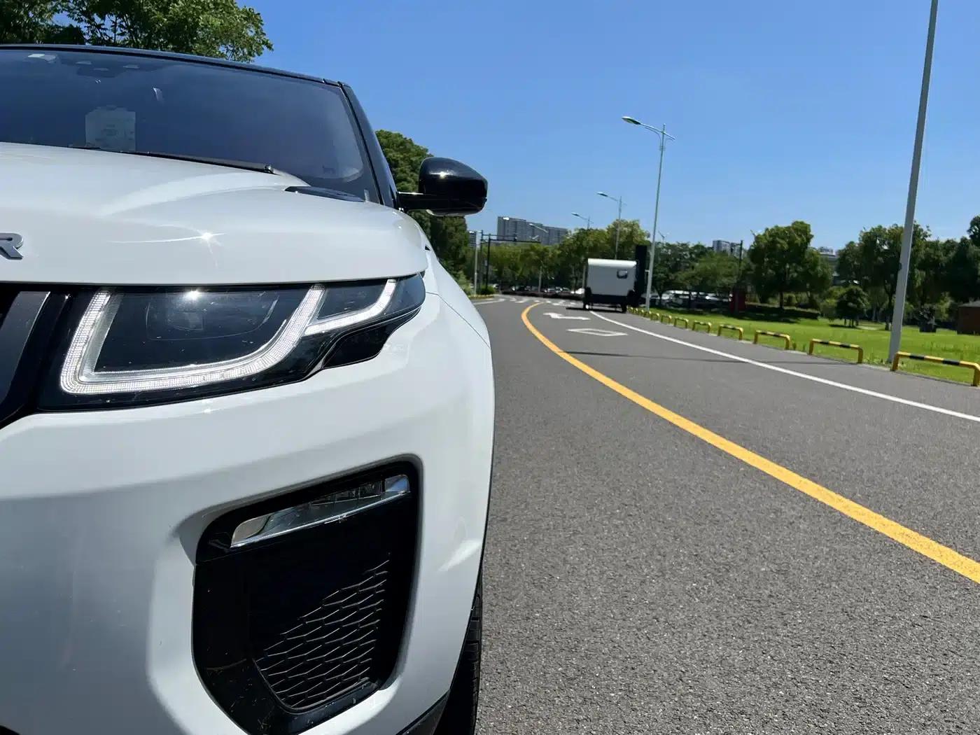 Range Rover Evoque 2018 240PS HSE Dynamic Edition — миниатюра 7