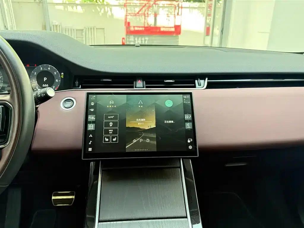 2024 Range Rover Evoque L SE Luxury Edition — миниатюра 22
