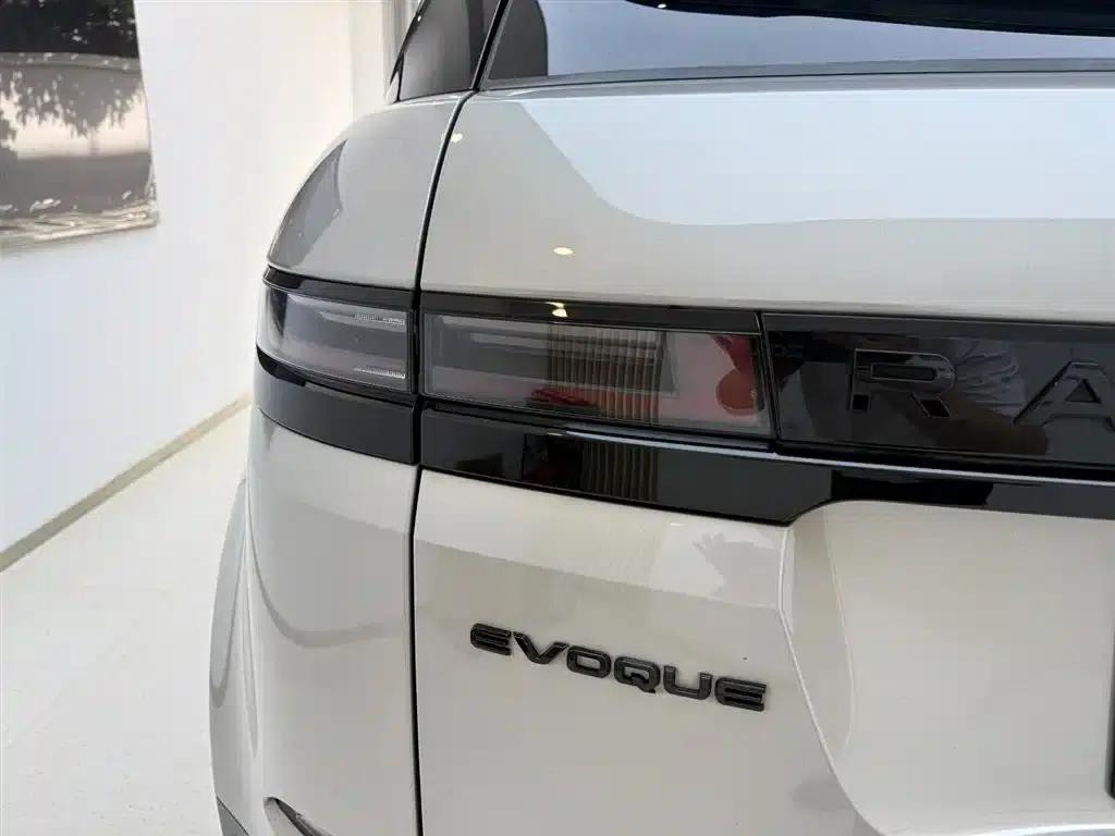 2024 Range Rover Evoque L SE Luxury Edition — миниатюра 8