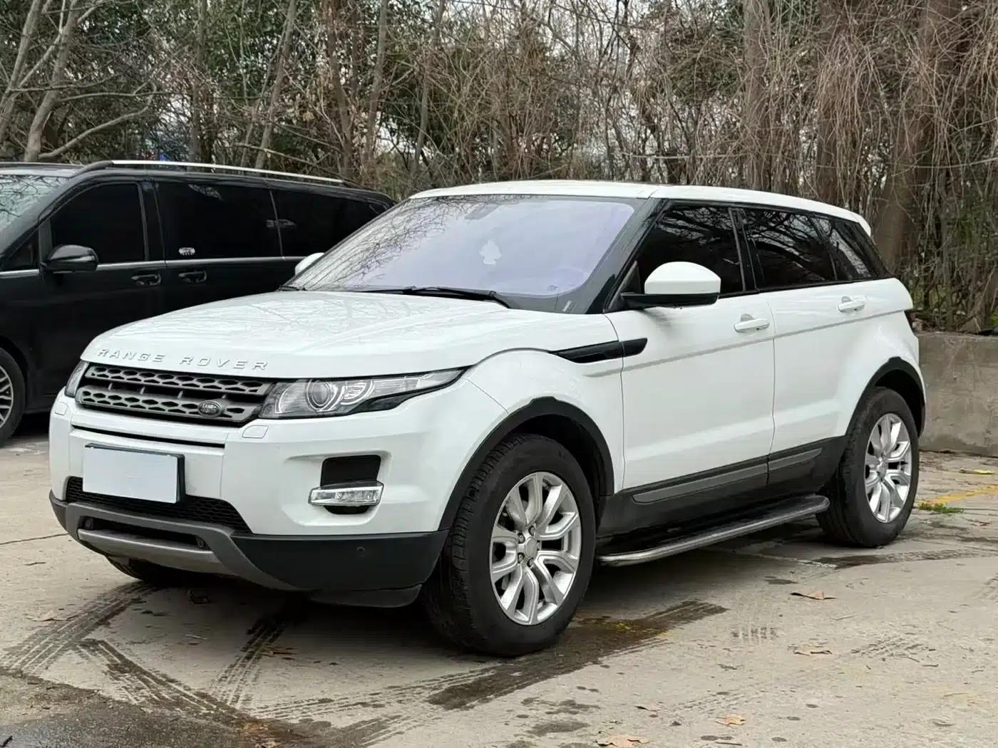 Range Rover Evoque 2015 2.0T 5-Door Fashion Edition — миниатюра 1