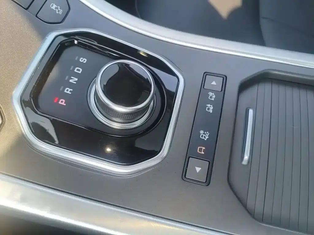 Range Rover Evoque 2018 240PS SE Smart Edition — миниатюра 14