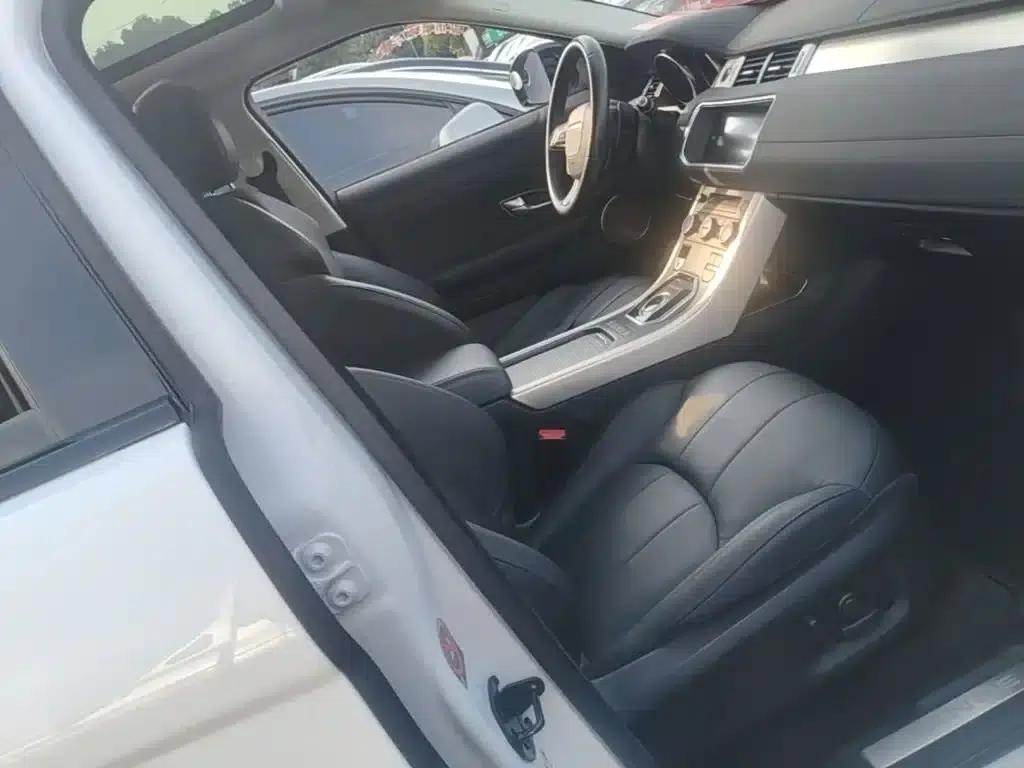 Range Rover Evoque 2018 240PS SE Smart Edition — миниатюра 25