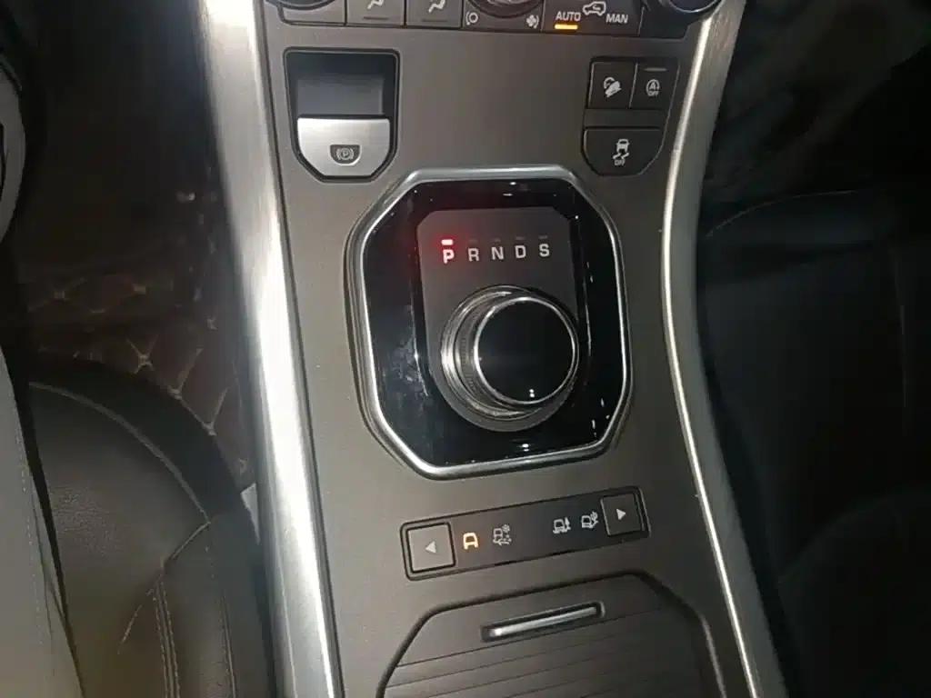 Range Rover Evoque 2018 240PS SE Smart Edition — миниатюра 14