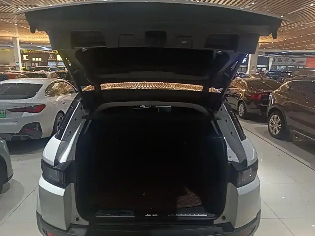 Range Rover Evoque 2018 240PS SE Smart Edition — миниатюра 19