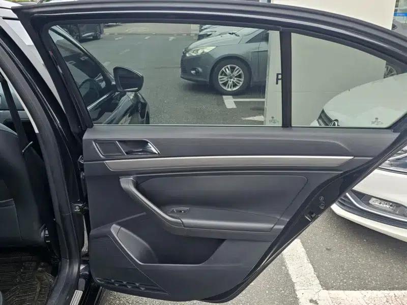 2015 Volkswagen Lavida 230TSI DSG Comfort Edition — миниатюра 16