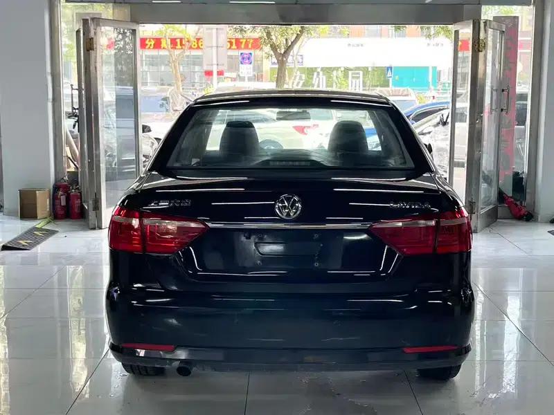 2013 Volkswagen Lavida Classic Facelift 1.6L Automatic Fashion Edition — миниатюра 5