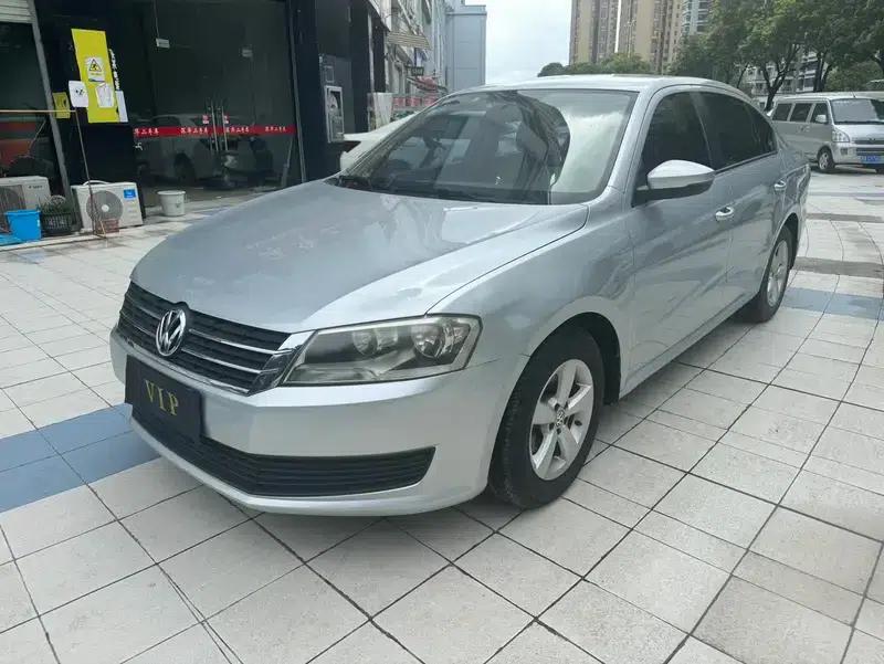 2013 Volkswagen Lavida Classic Facelift 1.6L Automatic Fashion Edition — миниатюра 1