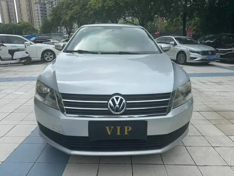 2013 Volkswagen Lavida Classic Facelift 1.6L Automatic Fashion Edition — миниатюра 2