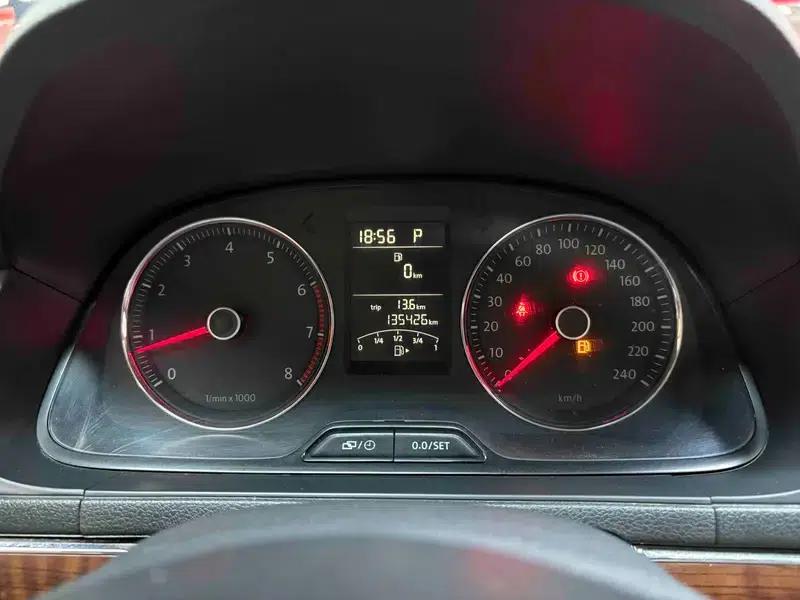 2013 Volkswagen Lavida 1.4TSI DSG Luxury Edition — миниатюра 27