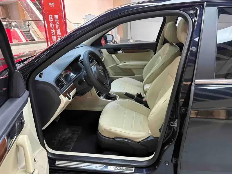 2013 Volkswagen Lavida 1.4TSI DSG Luxury Edition — миниатюра 31
