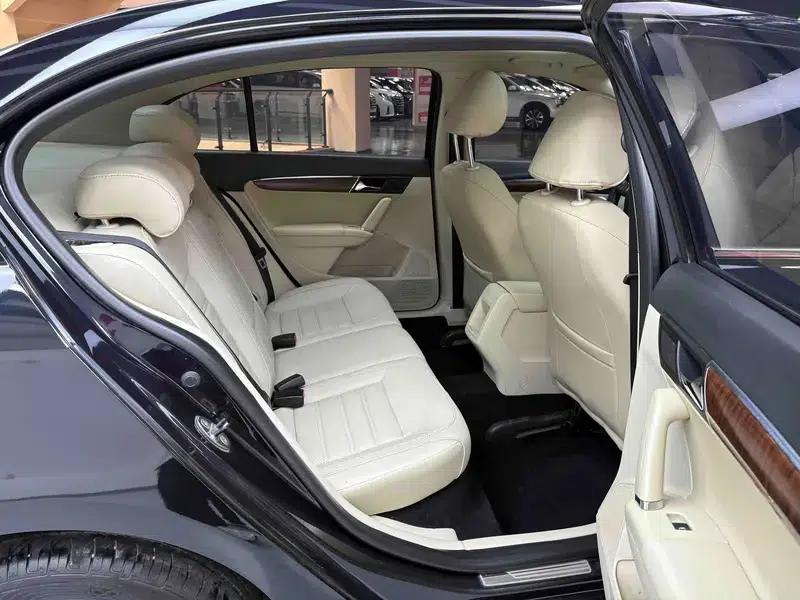 2013 Volkswagen Lavida 1.4TSI DSG Luxury Edition — миниатюра 32