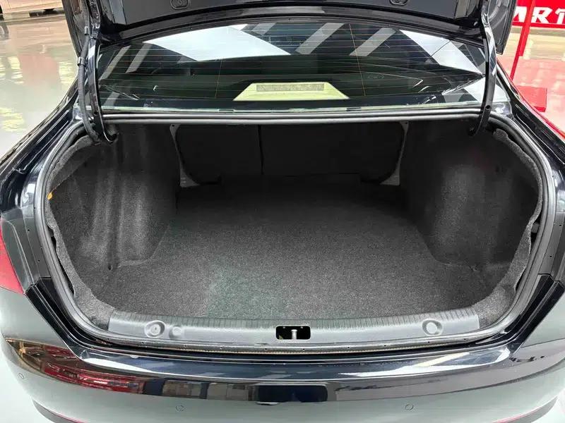 2013 Volkswagen Lavida 1.4TSI DSG Luxury Edition — миниатюра 37