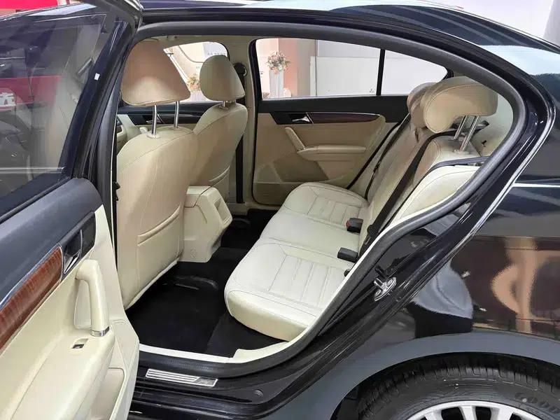 2013 Volkswagen Lavida 1.4TSI DSG Luxury Edition — миниатюра 38