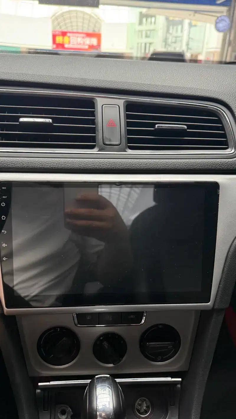 2013 Volkswagen Lavida 1.6L Automatic Comfort Edition — миниатюра 11