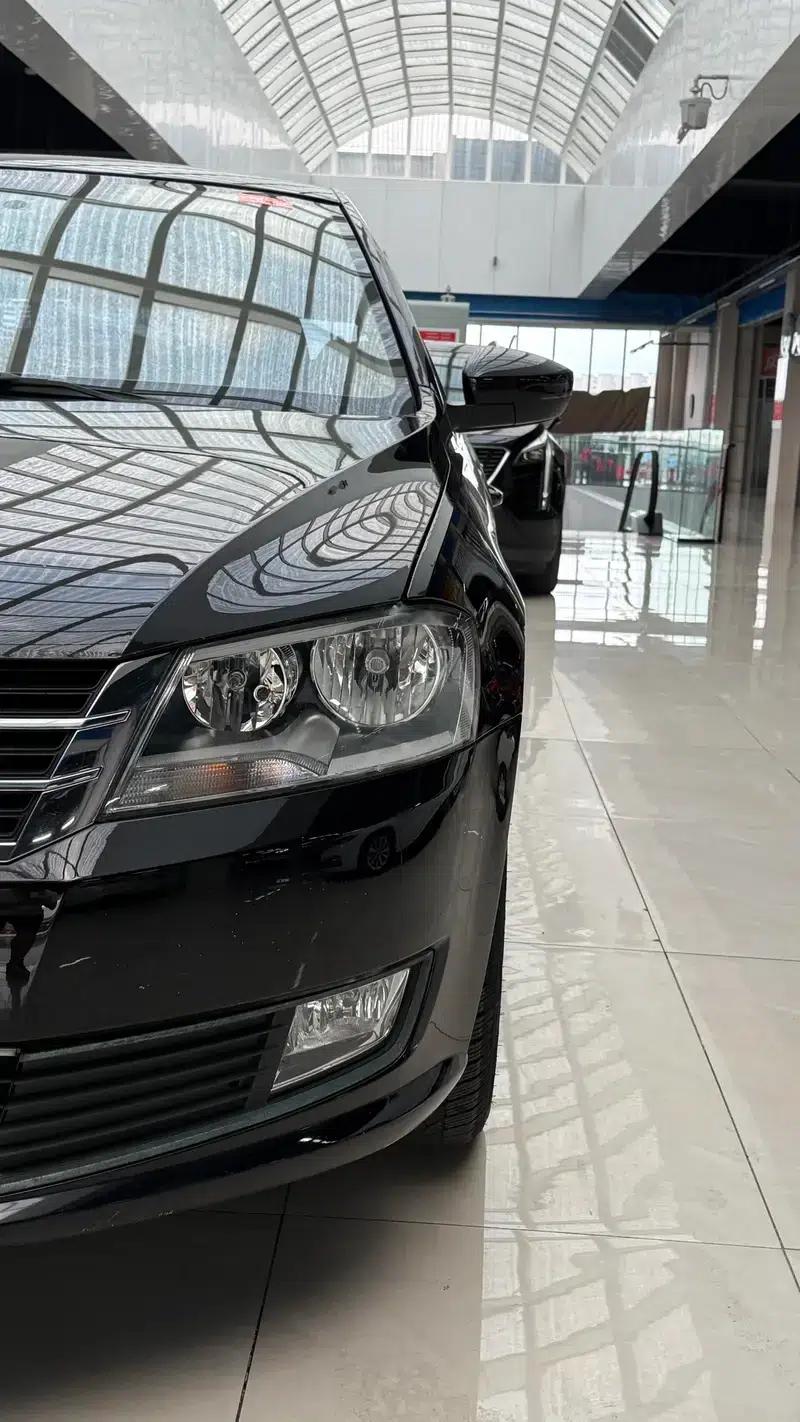 2013 Volkswagen Lavida 1.6L Automatic Comfort Edition — миниатюра 15