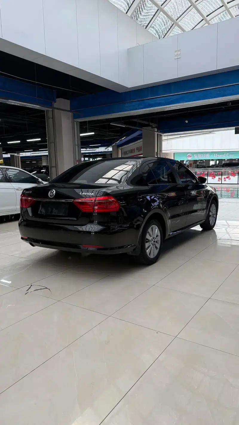 2013 Volkswagen Lavida 1.6L Automatic Comfort Edition — миниатюра 5
