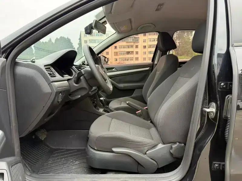 2017 Volkswagen Lavida 1.6L Automatic Fashion Edition — миниатюра 8