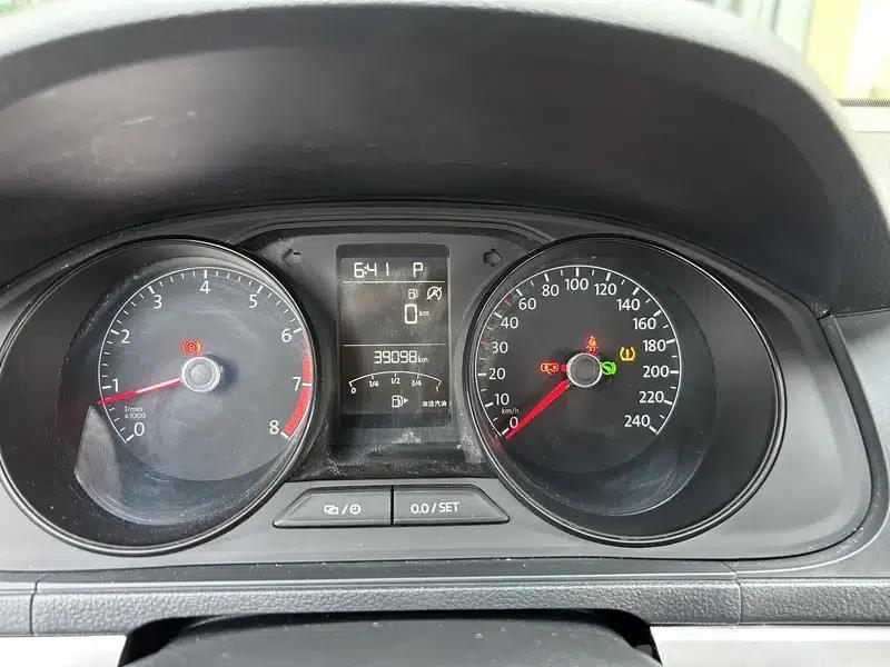 2019 Volkswagen Lavida, Qihang 1.5L Automatic Fashion Edition (National VI Emission Standard) — миниатюра 10