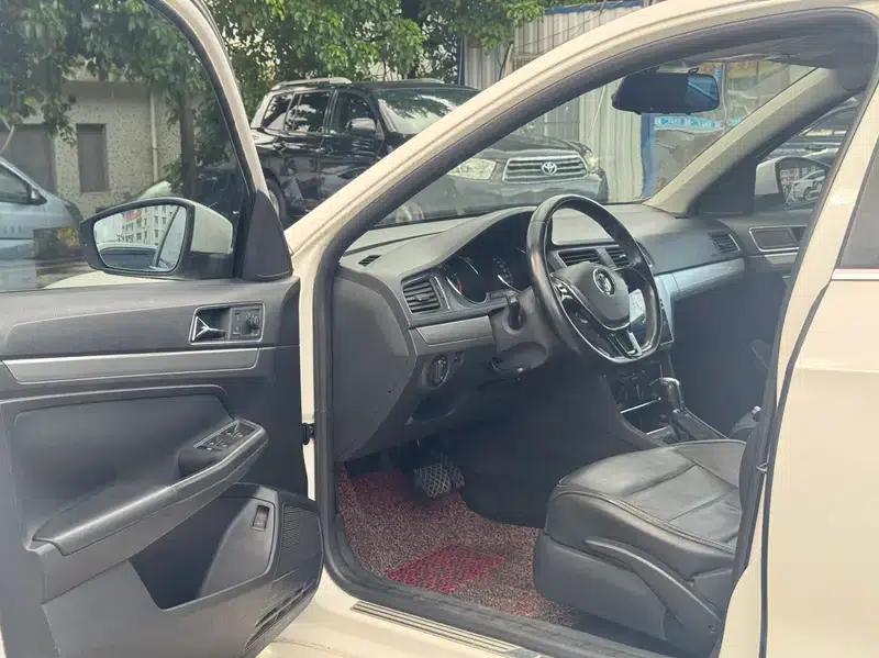 2015 Volkswagen Lavida 230TSI DSG Comfort Edition — миниатюра 11