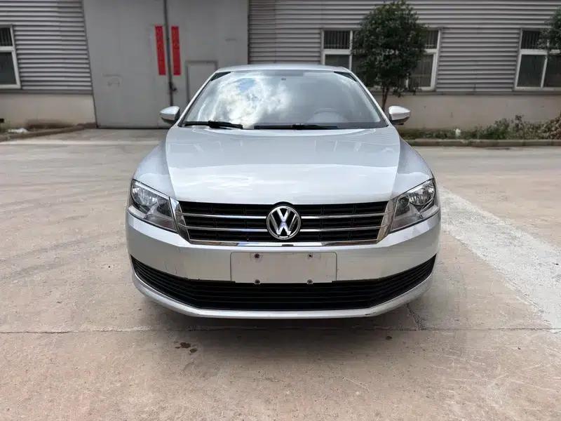 2013 Volkswagen Lavida 1.6L Automatic Fashion Edition — миниатюра 2