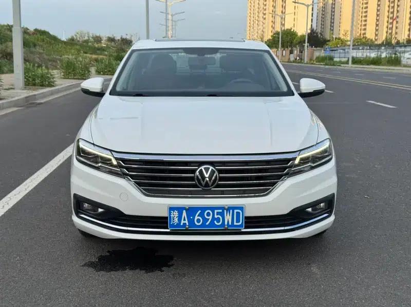 2021 Volkswagen Lavida 1.5L Automatic Vision Edition — миниатюра 2