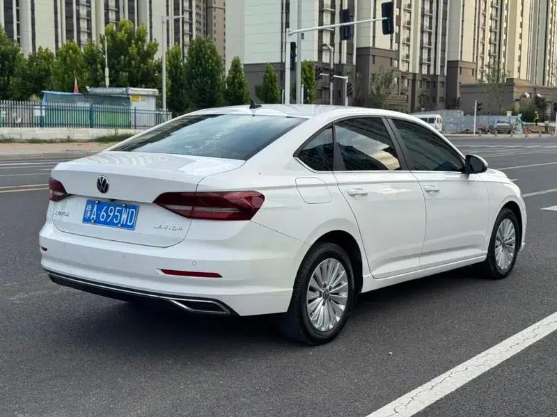 2021 Volkswagen Lavida 1.5L Automatic Vision Edition — миниатюра 7