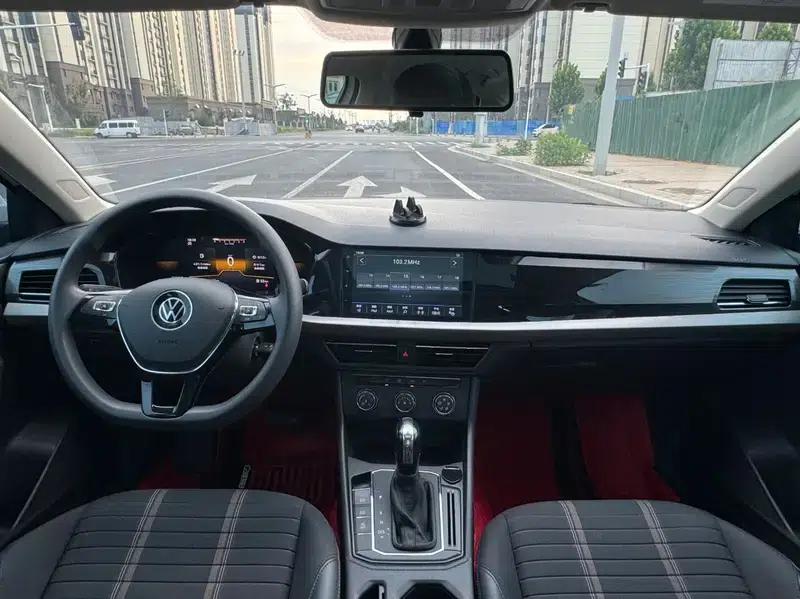 2021 Volkswagen Lavida 1.5L Automatic Vision Edition — миниатюра 10