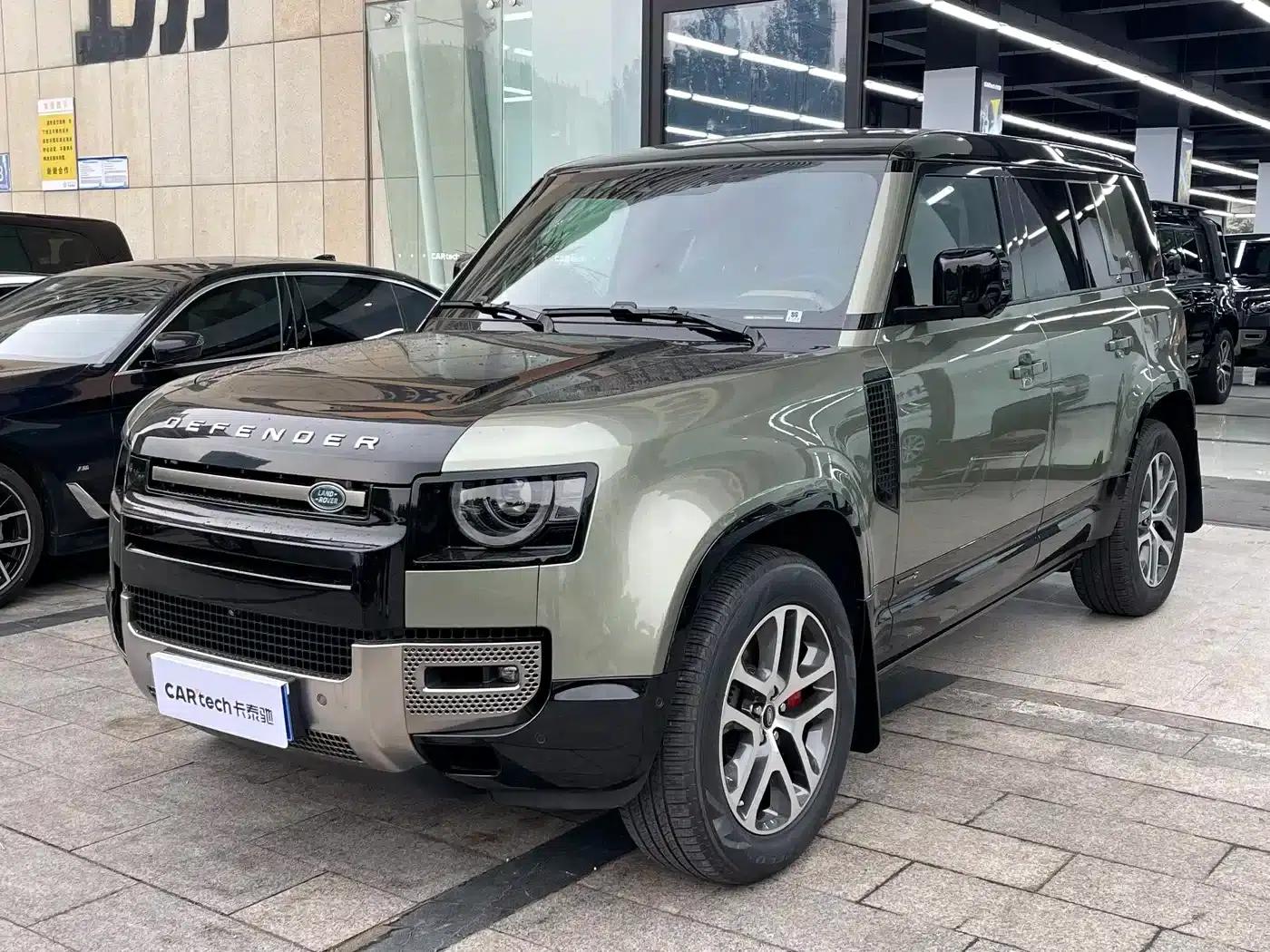 2021 Land Rover Defender 110 P400 X — миниатюра 1