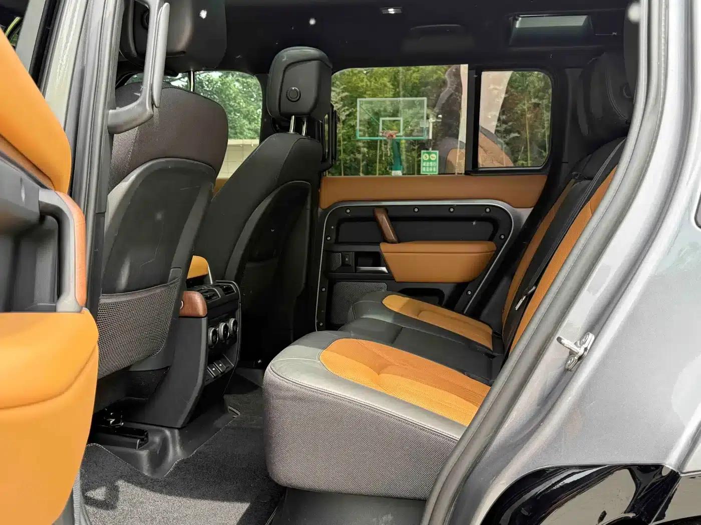 2023 Land Rover Defender Facelift 110 3.0T P400 X — миниатюра 11
