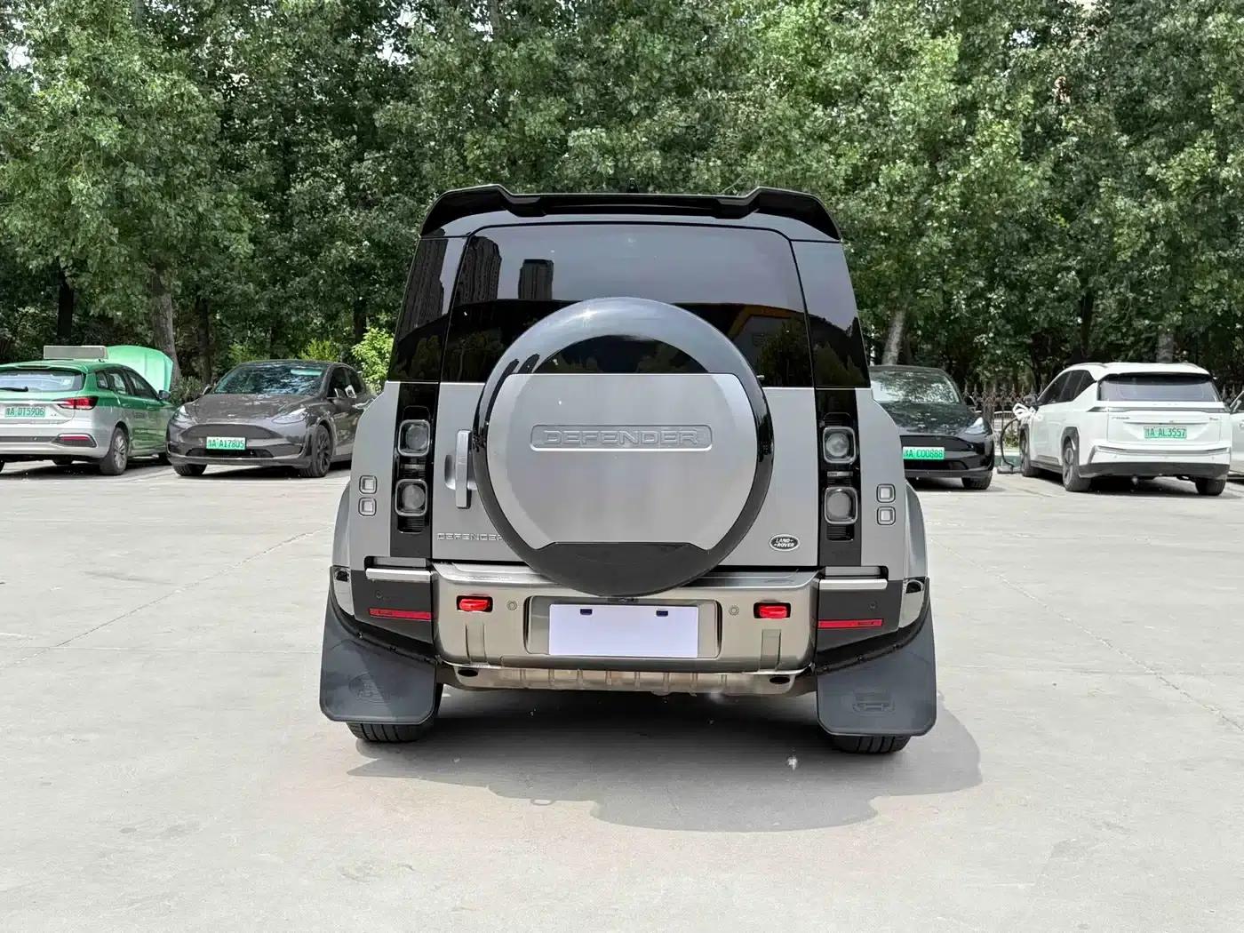 2023 Land Rover Defender Facelift 110 3.0T P400 X — миниатюра 14