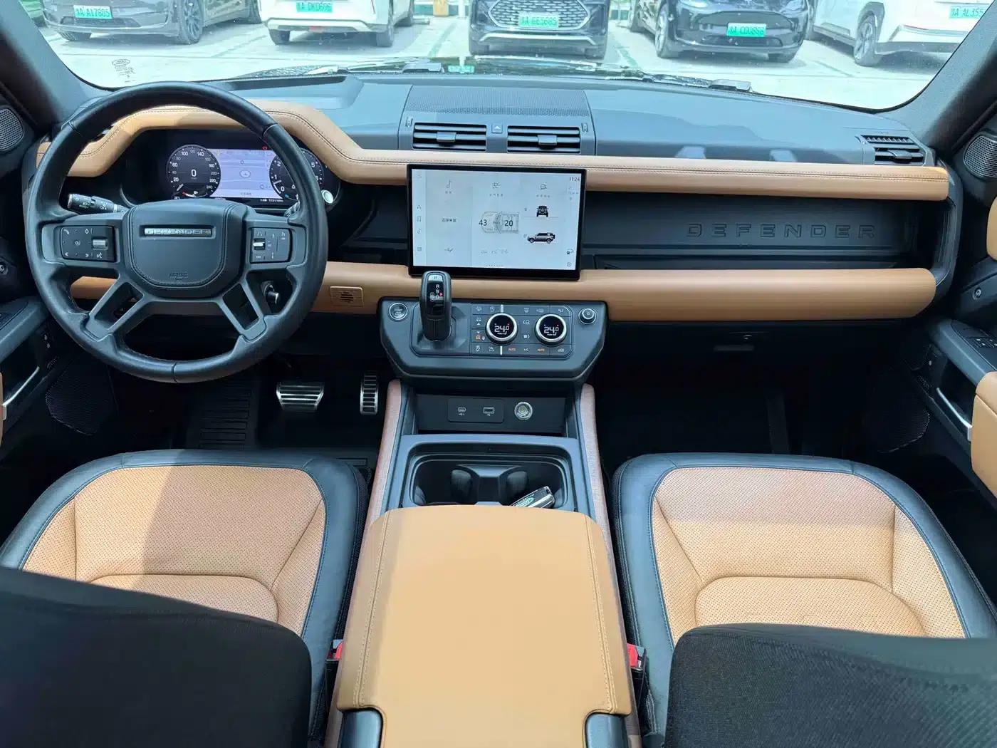 2023 Land Rover Defender Facelift 110 3.0T P400 X — миниатюра 8