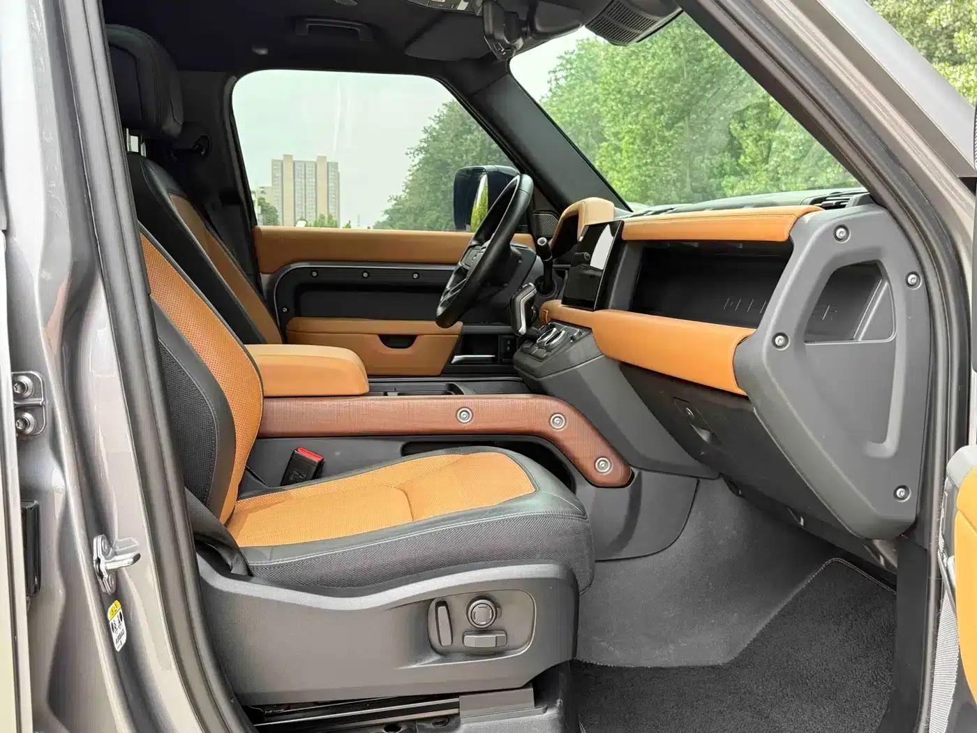 2023 Land Rover Defender Facelift 110 3.0T P400 X — миниатюра 10