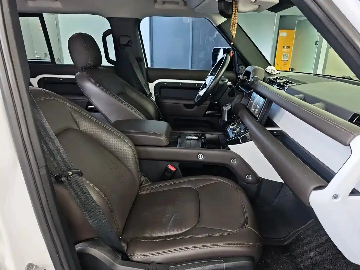 2020 Land Rover Defender 110 P400 SE — миниатюра 19