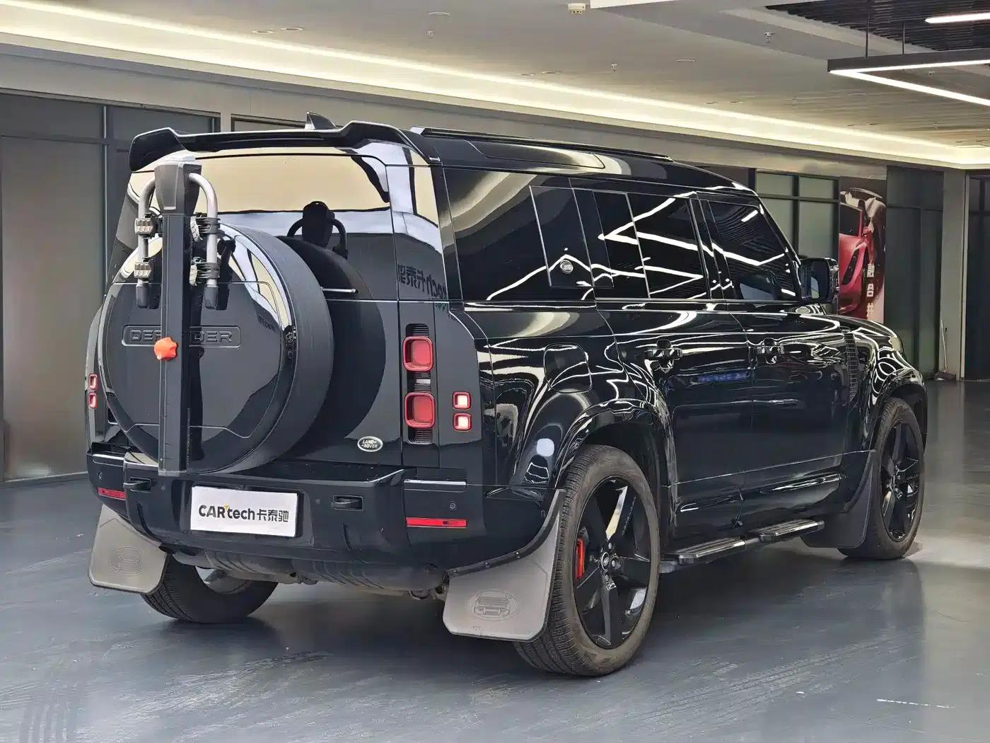 2020 Land Rover Defender 110 P400 SE — миниатюра 4