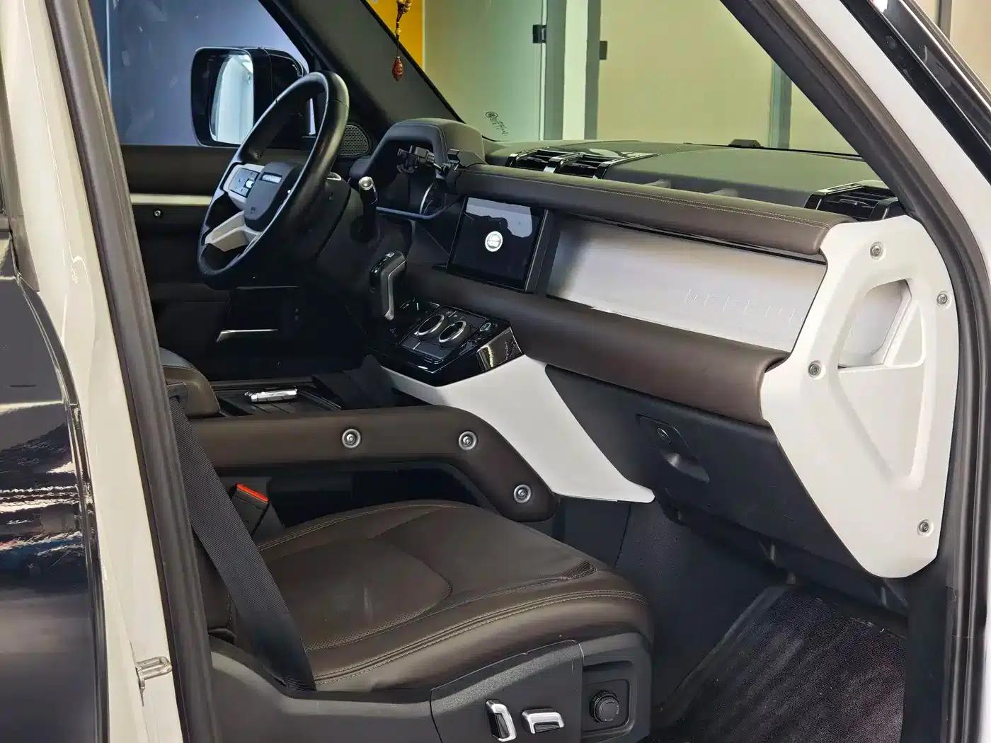 2020 Land Rover Defender 110 P400 SE — миниатюра 7