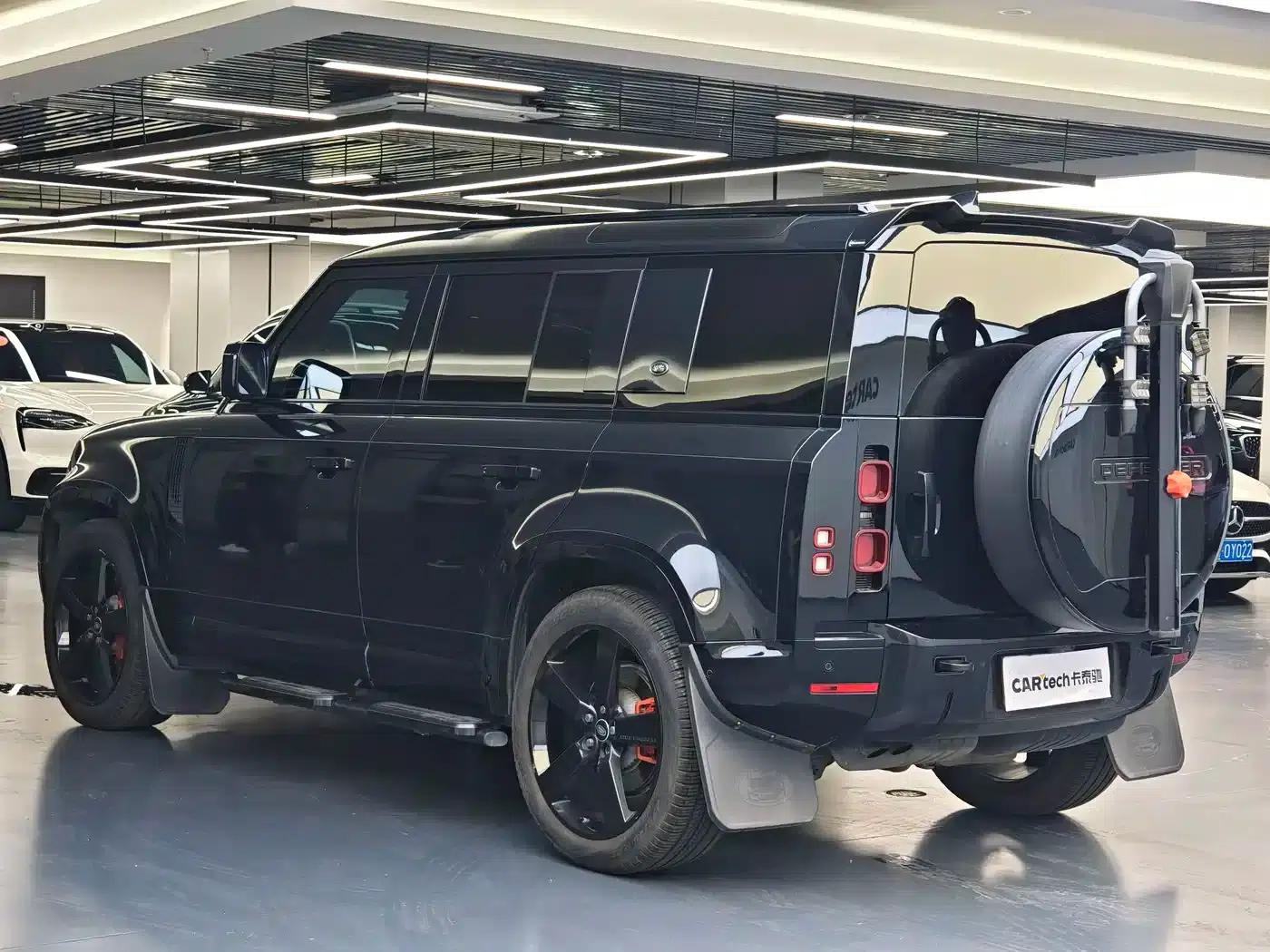 2020 Land Rover Defender 110 P400 SE — миниатюра 10