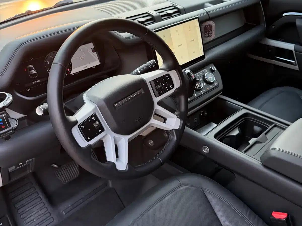 2024 Land Rover Defender 110 3.0T P400 XS — миниатюра 9