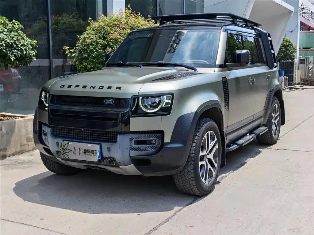 2023 Land Rover Defender Facelift 110 3.0T P400 Dark Edition — миниатюра 1