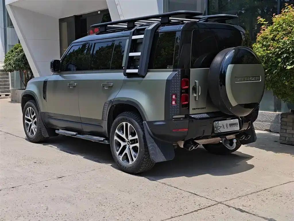 2023 Land Rover Defender Facelift 110 3.0T P400 Dark Edition — миниатюра 3