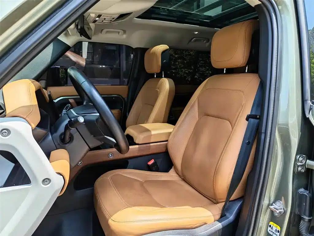 2023 Land Rover Defender Facelift 110 3.0T P400 Dark Edition — миниатюра 5