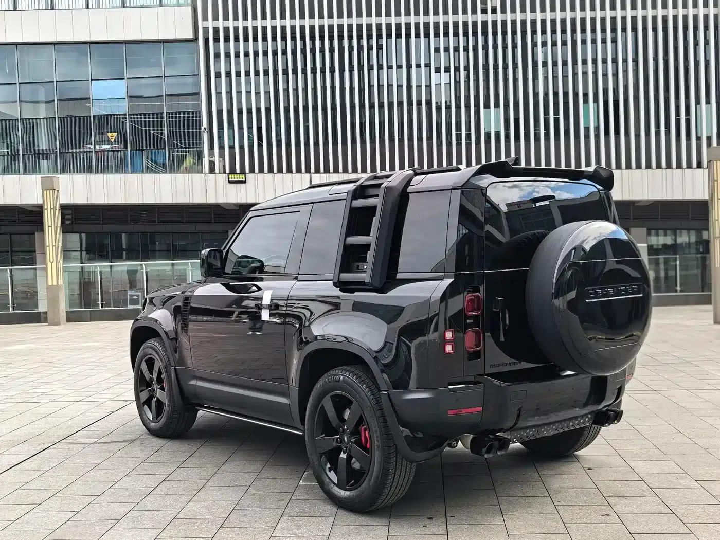 2024 Land Rover Defender 90 3.0T P400 HSE — миниатюра 14