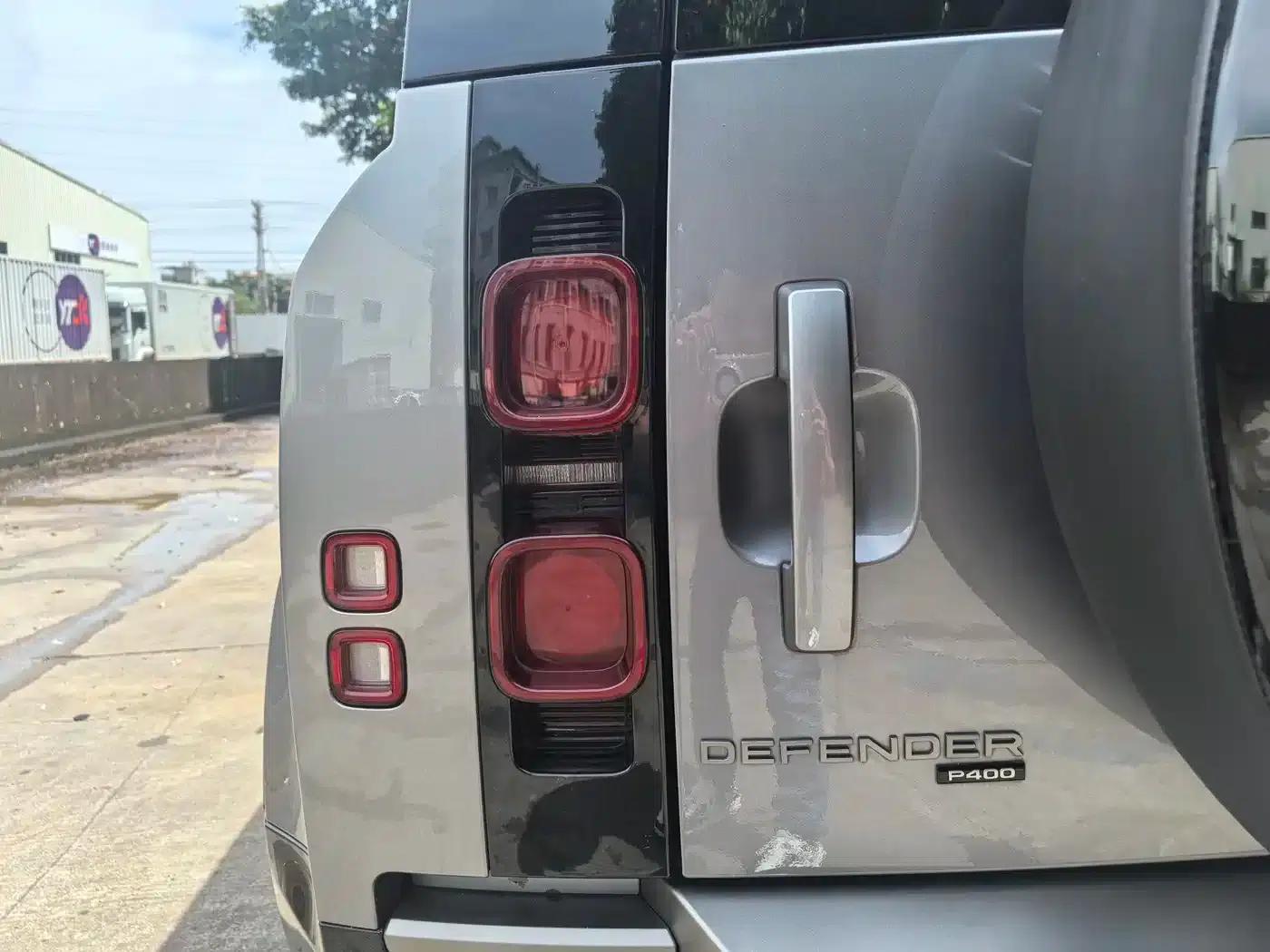 2023 Land Rover Defender Facelift 110 3.0T P400 X-DYNAMIC HSE — миниатюра 13