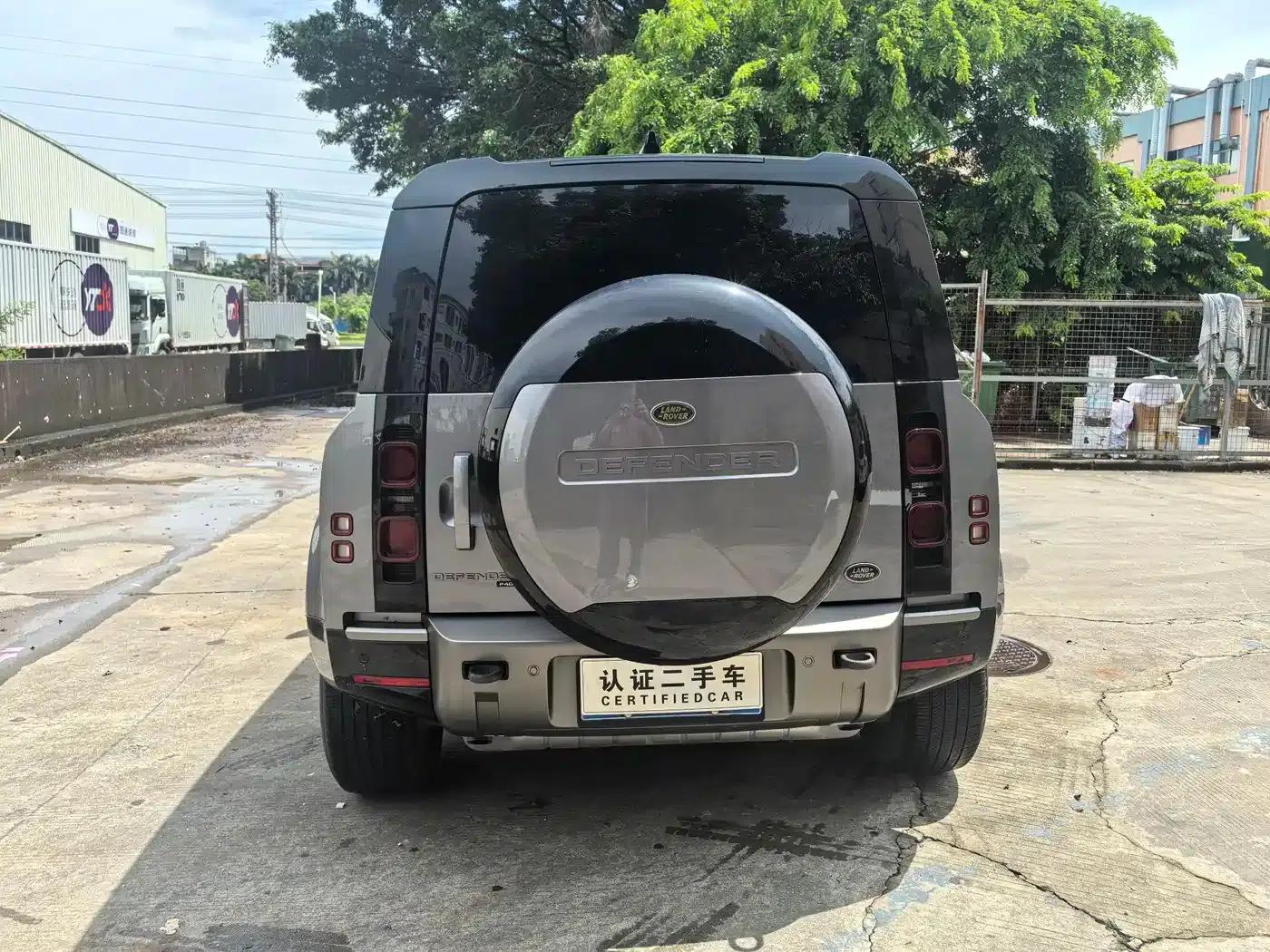 2023 Land Rover Defender Facelift 110 3.0T P400 X-DYNAMIC HSE — миниатюра 8