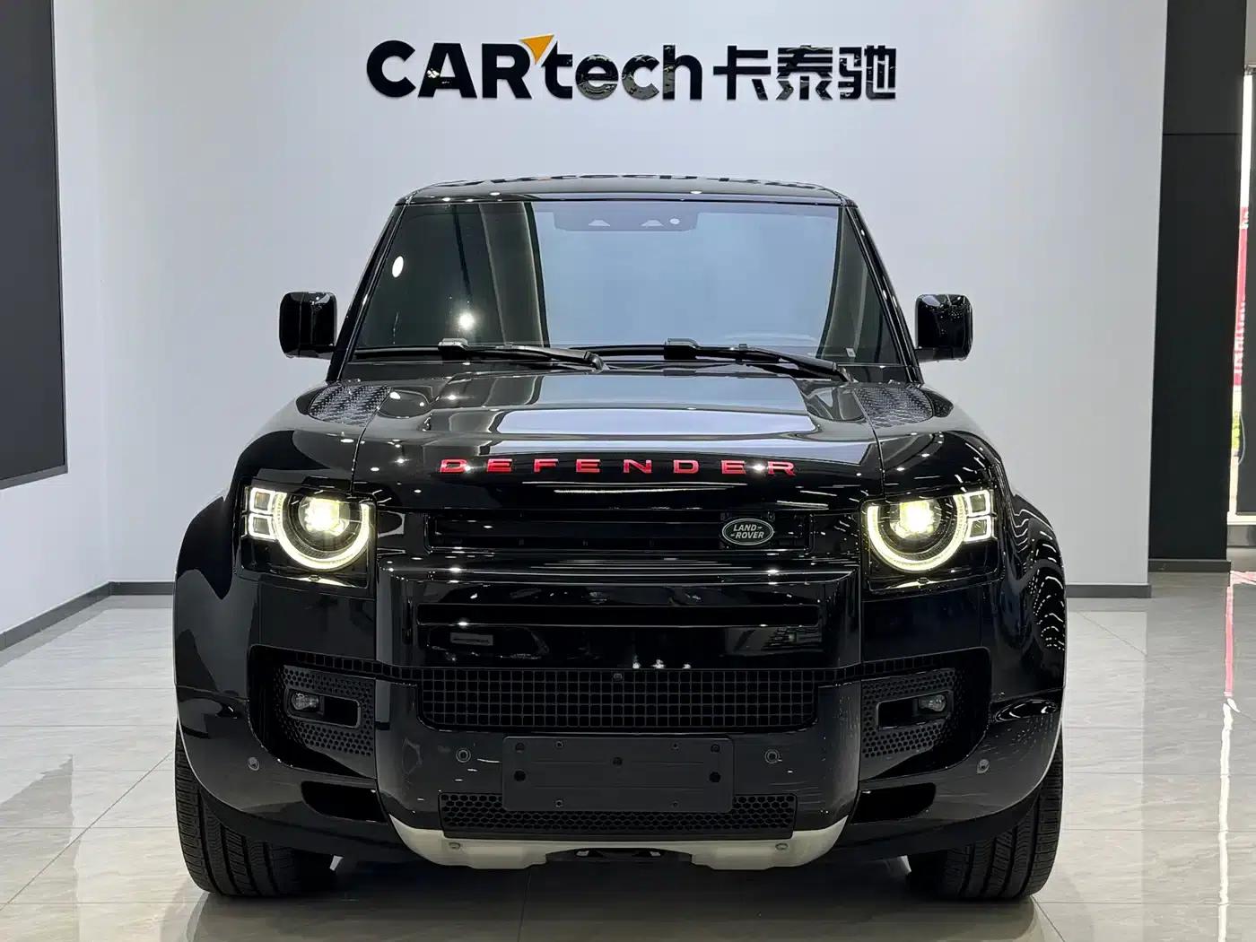 2024 Land Rover Defender 110 5.0T V8 — миниатюра 2