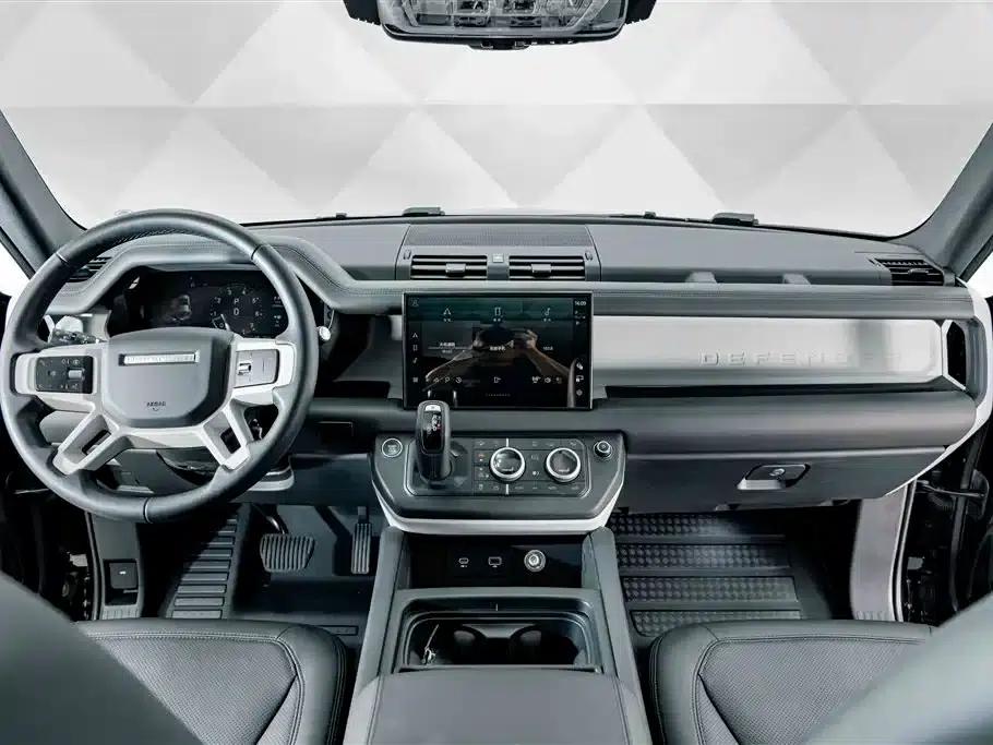 2024 Land Rover Defender 110 3.0T P400 XS — миниатюра 15