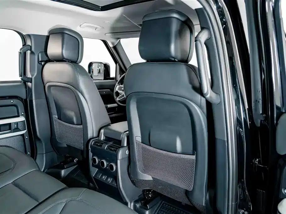 2024 Land Rover Defender 110 3.0T P400 XS — миниатюра 26
