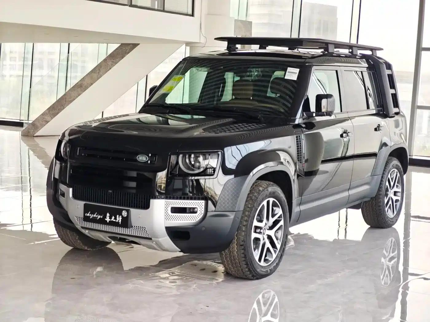2026 Land Rover Defender 110 3.0T Dark Edition — миниатюра 1