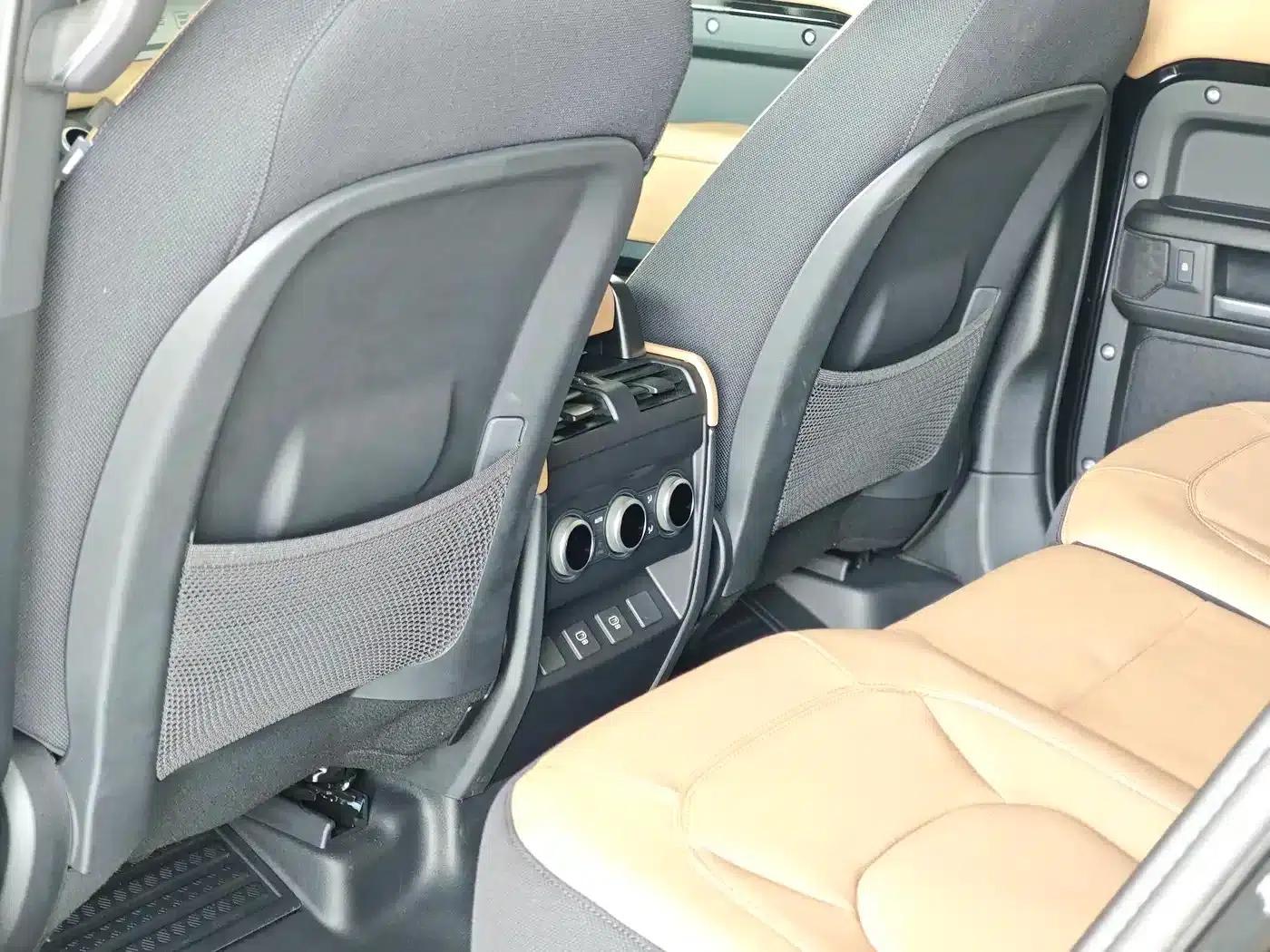 2026 Land Rover Defender 110 3.0T Dark Edition — миниатюра 12