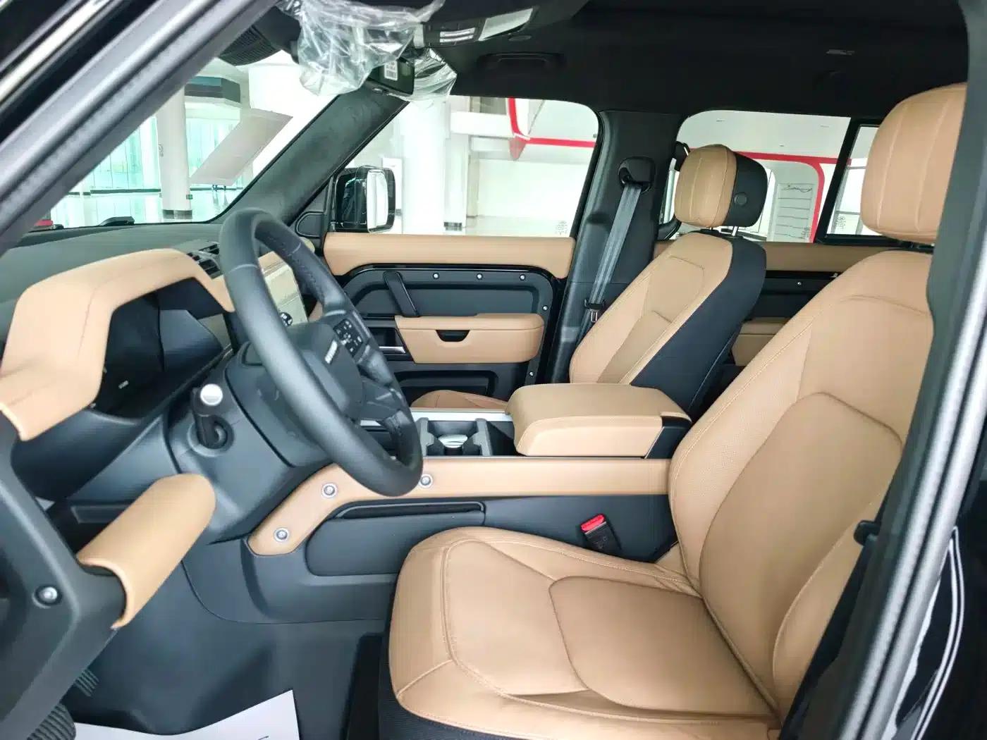 2026 Land Rover Defender 110 3.0T Dark Edition — миниатюра 20